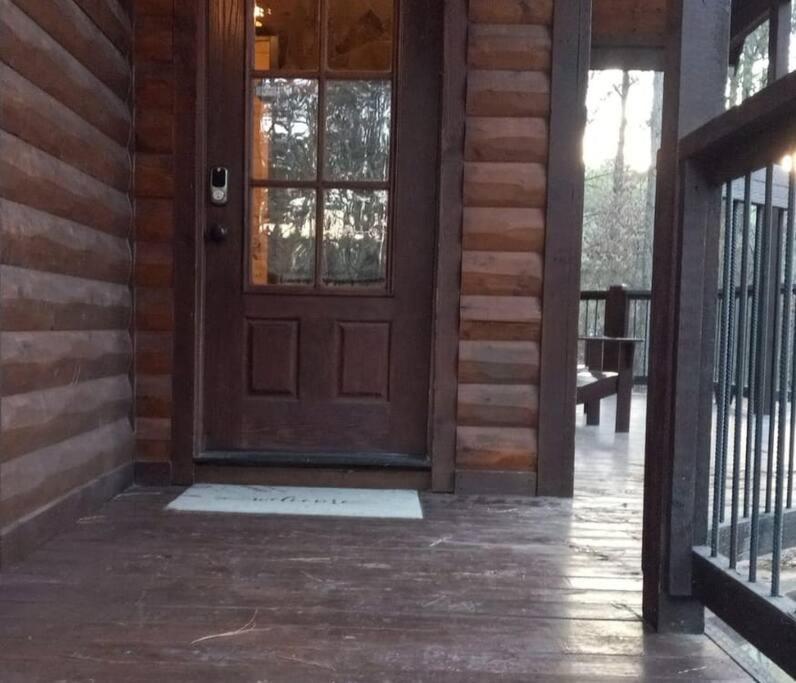 Iron Horse Lodge Sleeps 18, Games, Fire Pit, Hot Tub, Ev, More Broken Bow Buitenkant foto